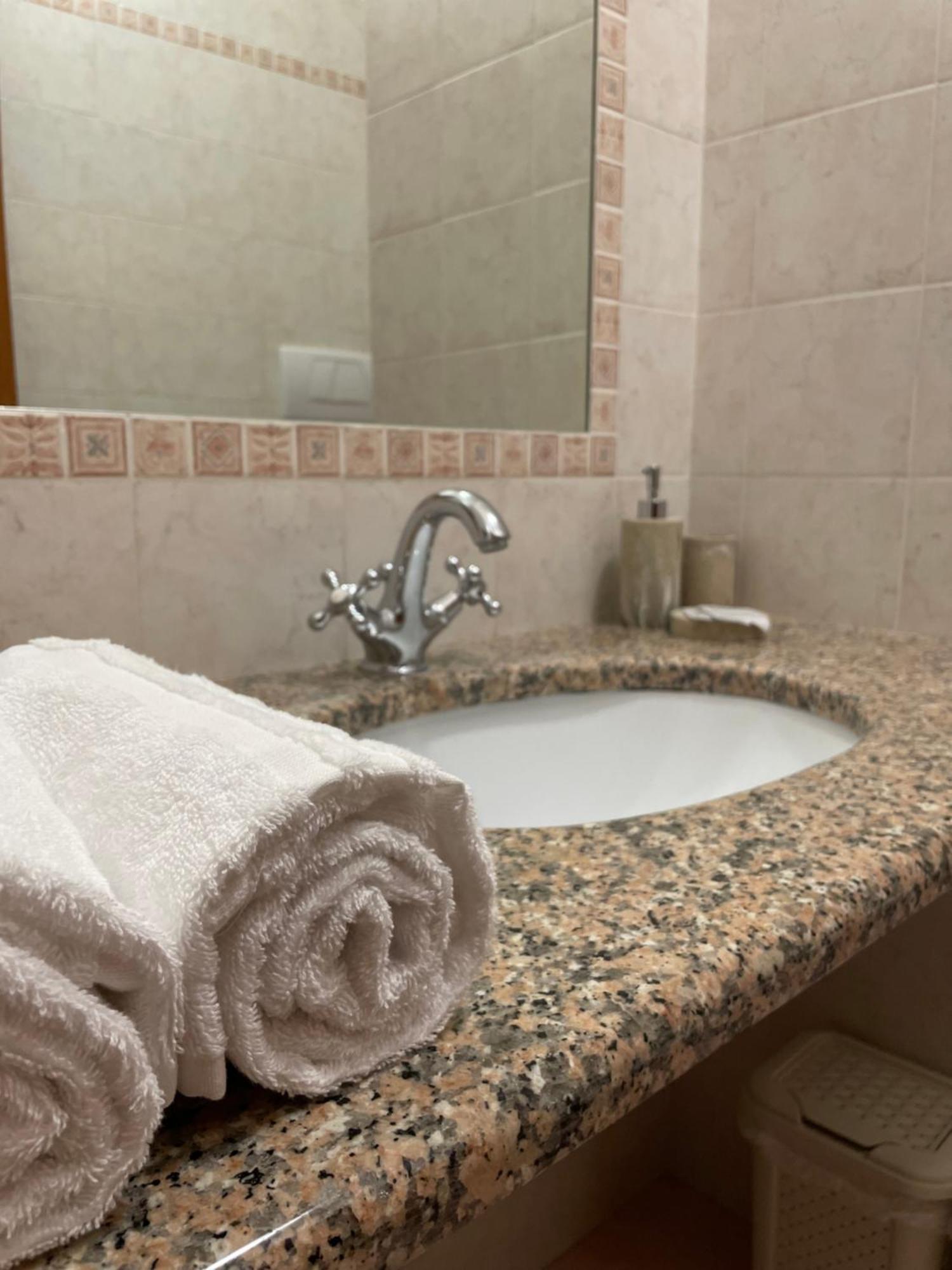 Arra Camere Sirolo - Rooms & Suite Exteriör bild