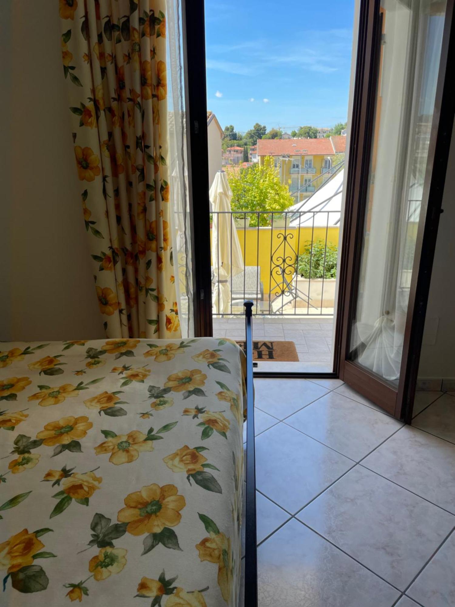Arra Camere Sirolo - Rooms & Suite Exteriör bild